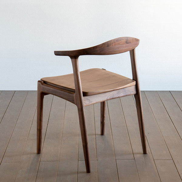 OMEGA 椅 (木座)